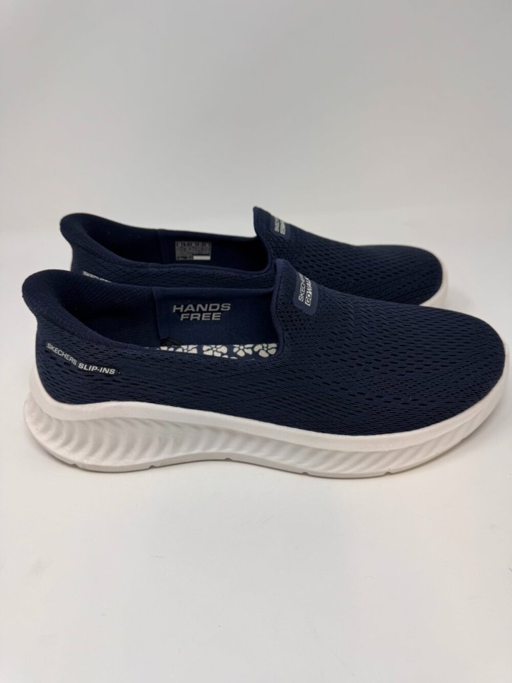 SKECHERS WOMENS GO WALK NOW SLIP INS SIZE 10